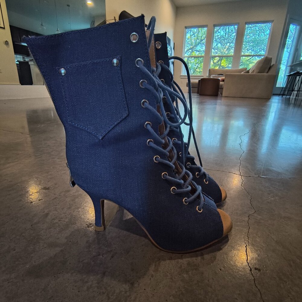 Burju dance heels 3 inch size 5